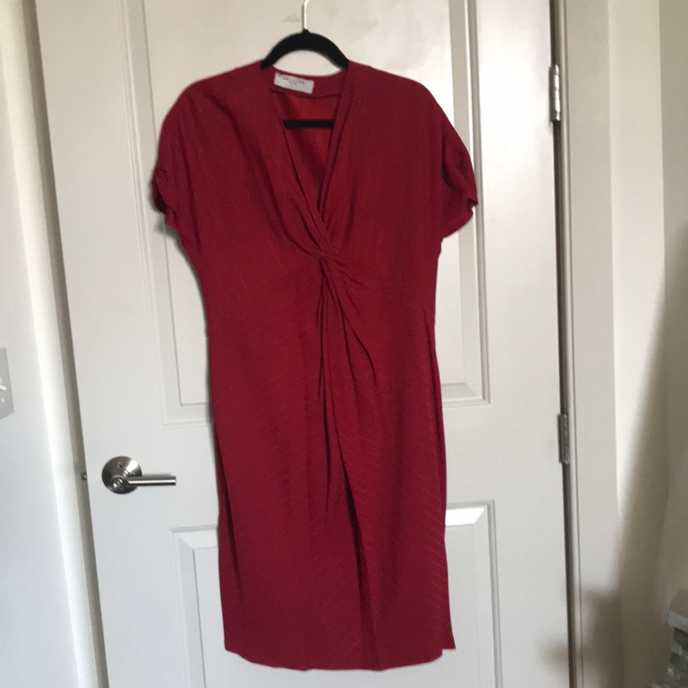 MM LaFleur Red knotted draped crepe dress